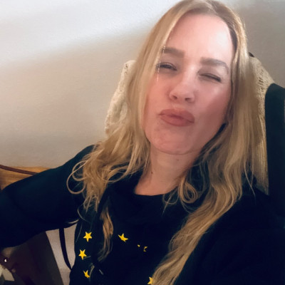 Franka Potente profile Photo