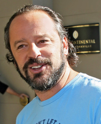 Gil Bellows profile Photo