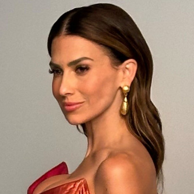 Hilaria Baldwin profile Photo