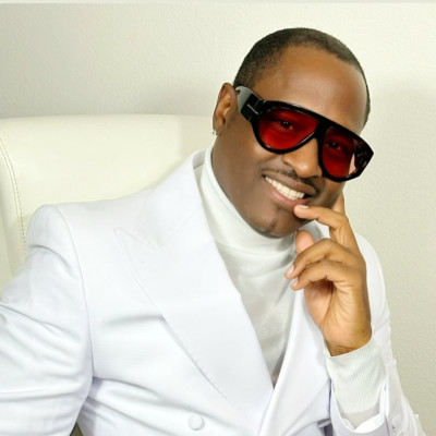 Johnny Gill profile Photo