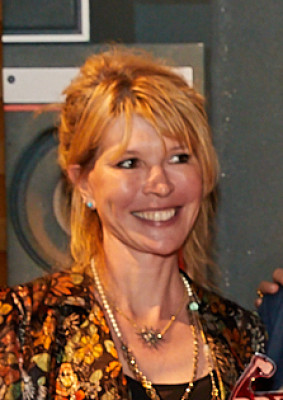 Julia Davis profile Photo