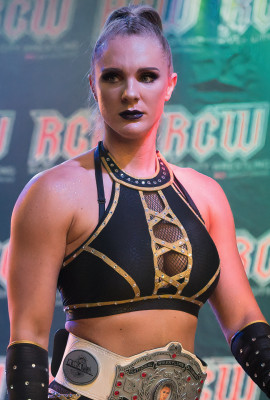 Kamille (wrestler) profile Photo