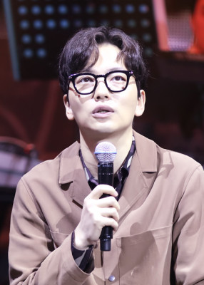 Lee Dong-hwi profile Photo