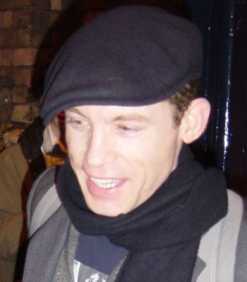 Lee Evans (comedian) profile Photo