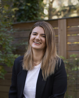 Leslye Headland profile Photo