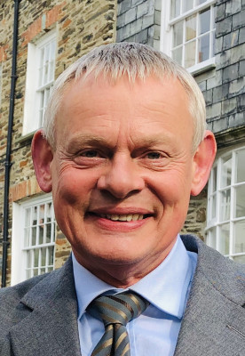 Martin Clunes profile Photo