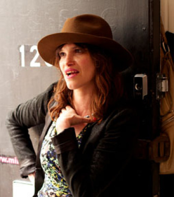 Minnie Weisz profile Photo