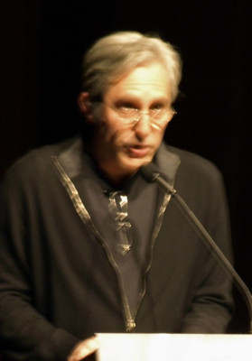 Paul Weitz (filmmaker) profile Photo