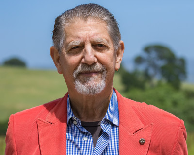 Peter Coyote profile Photo
