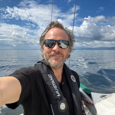 Peter Sarsgaard profile Photo