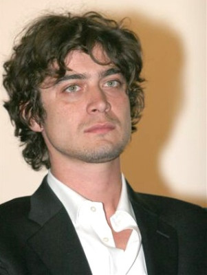 Riccardo Scamarcio profile Photo