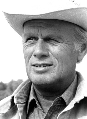 Richard Widmark profile Photo