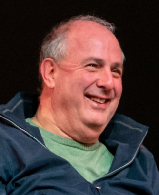 Roger Michell profile Photo