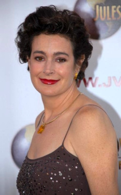 Sean Young profile Photo