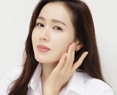 Son Ye-jin profile Photo