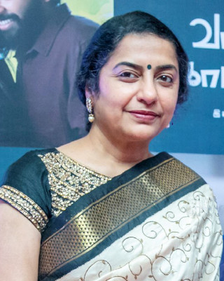 Suhasini Maniratnam profile Photo