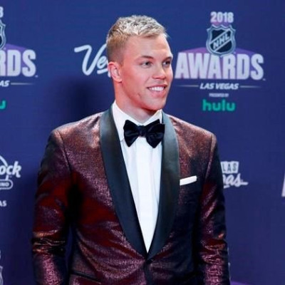 Taylor Hall profile Photo
