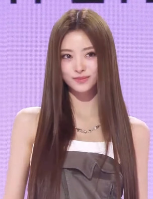 Anna Tanaka profile Photo