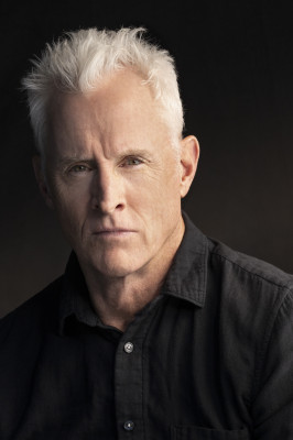 John Slattery profile Photo