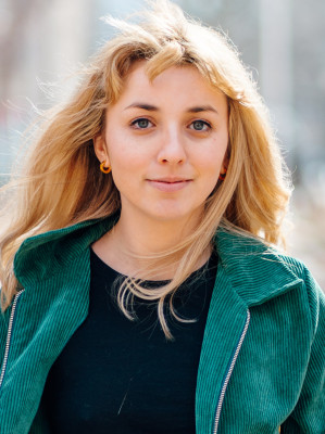 Kat Abughazaleh profile Photo