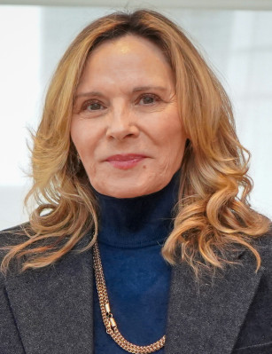 Kim Cattrall profile Photo