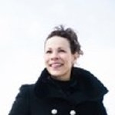 Lili Taylor profile Photo