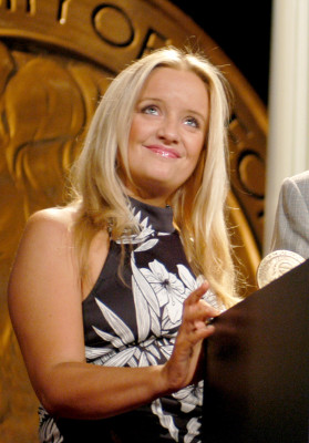 Lucy Davis profile Photo