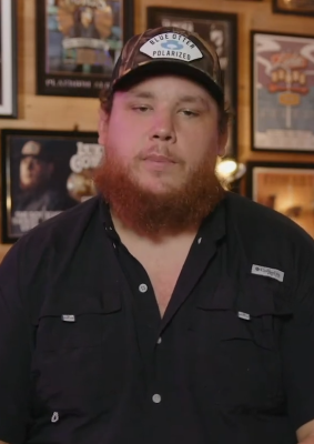 Luke Combs profile Photo
