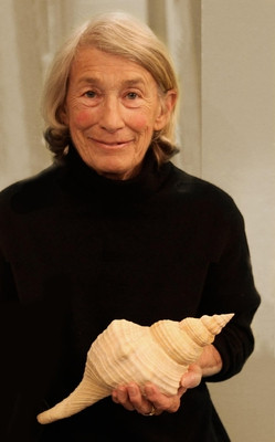 Mary Oliver profile Photo