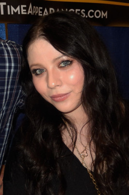Michelle Trachtenberg profile Photo