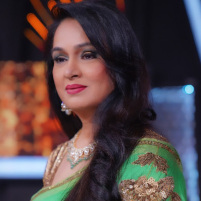 Padmini Kolhapure profile Photo