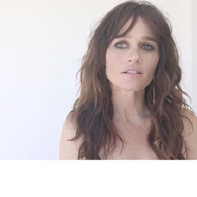 Robin Tunney profile Photo