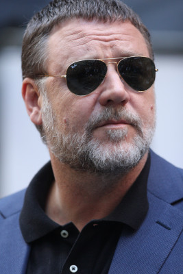 Russell Crowe profile Photo