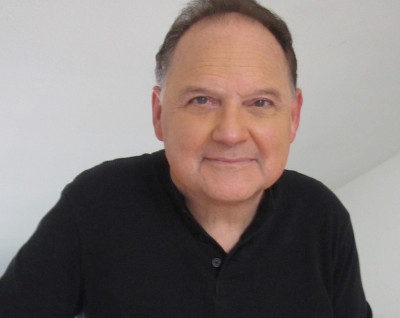 Stephen Furst profile Photo