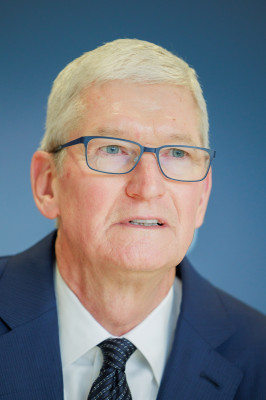 Tim Cook profile Photo
