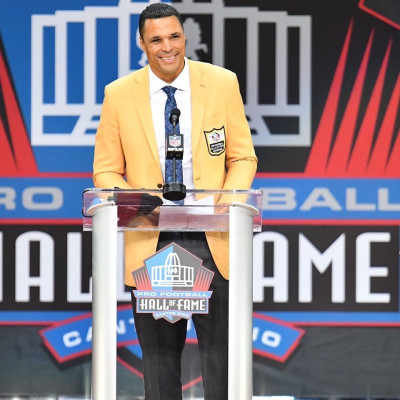 Tony Gonzalez profile Photo