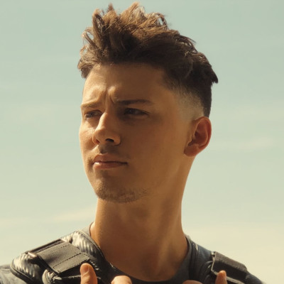 Uriah Shelton profile Photo