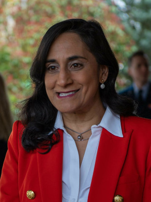 Anita Anand profile Photo