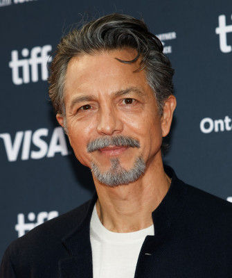 Benjamin Bratt profile Photo