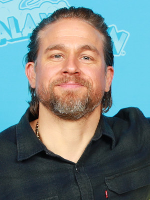Charlie Hunnam profile Photo