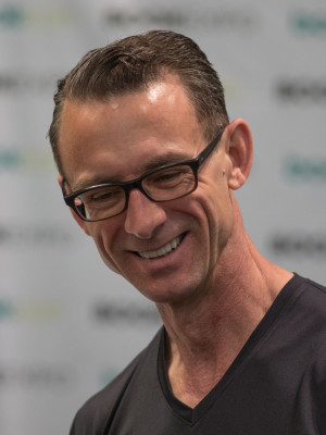 Chuck Palahniuk profile Photo