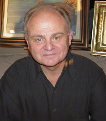 Gary Burghoff profile Photo