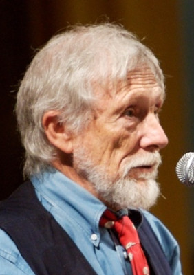 Gary Snyder profile Photo