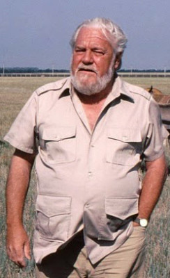 Gerald Durrell profile Photo