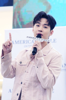 Henry Lau profile Photo