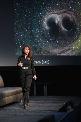 Janna Levin profile Photo