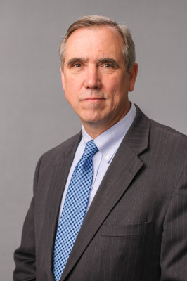 Jeff Merkley profile Photo
