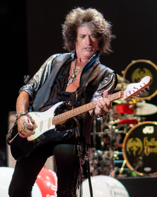 Joe Perry (musician) profile Photo