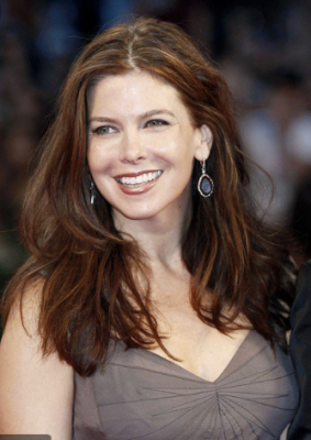 Jules Asner profile Photo