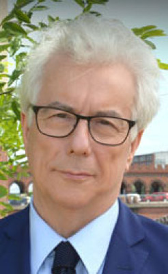 Ken Follett profile Photo